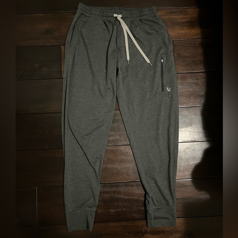 Vuori Joggers